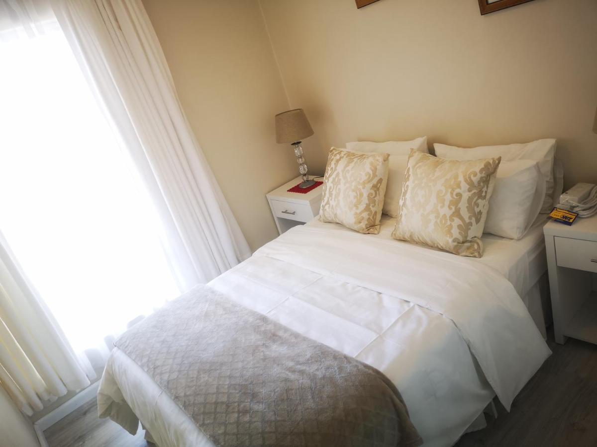 Cape Town Family Beachfront Apartment Leisure Bay Exteriör bild