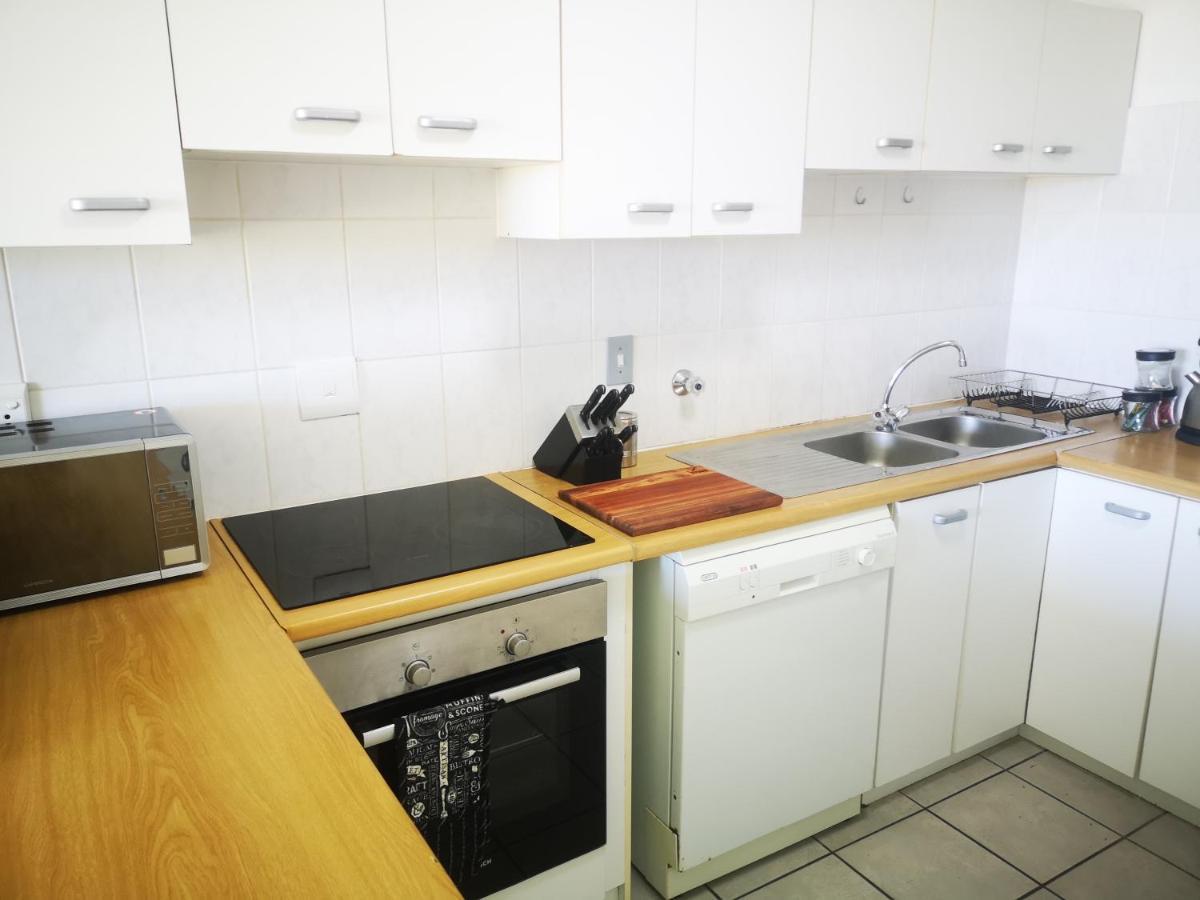 Cape Town Family Beachfront Apartment Leisure Bay Exteriör bild
