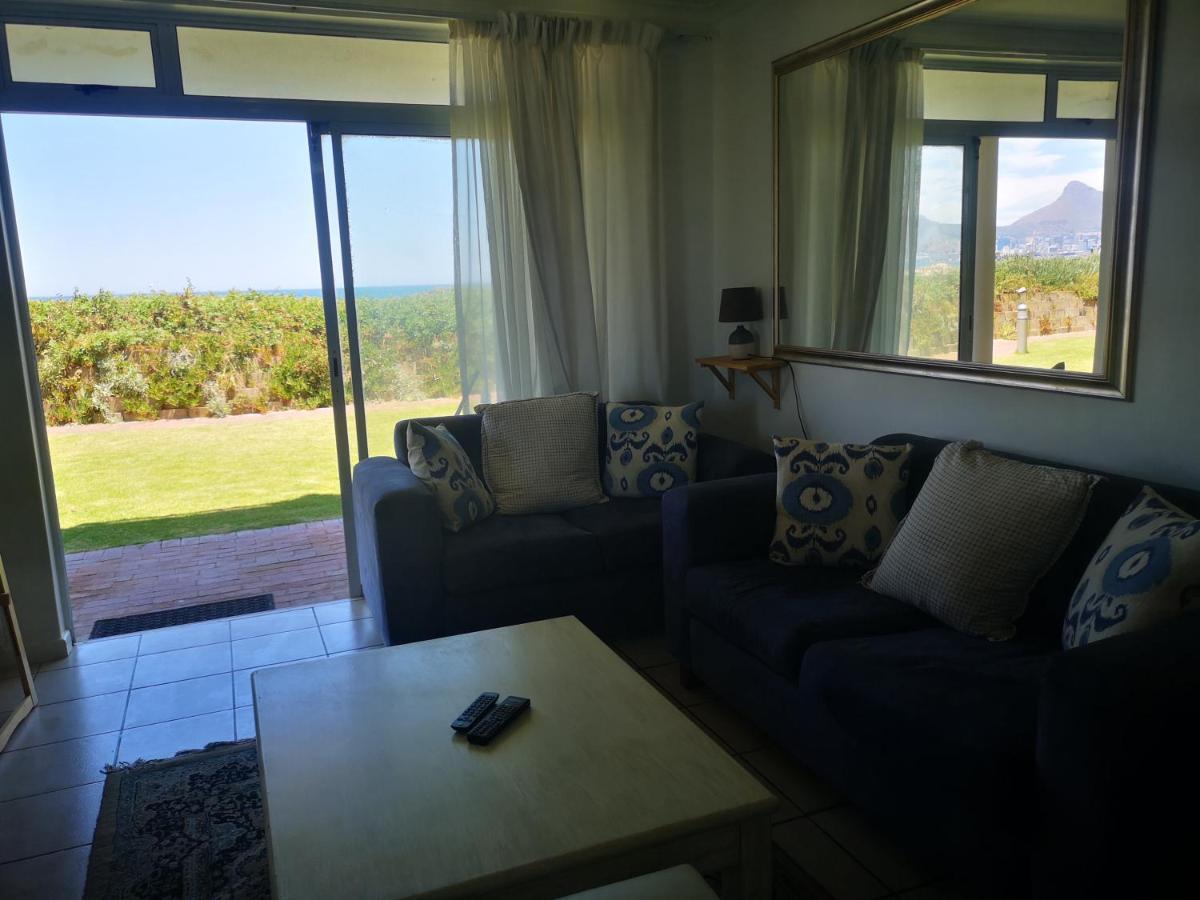 Cape Town Family Beachfront Apartment Leisure Bay Exteriör bild