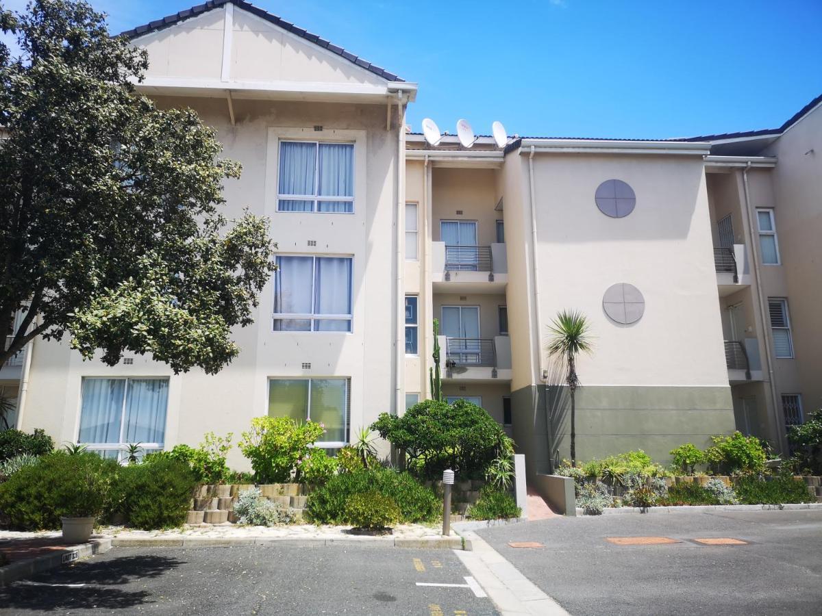 Cape Town Family Beachfront Apartment Leisure Bay Exteriör bild