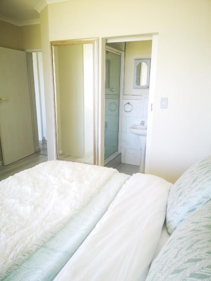 Cape Town Family Beachfront Apartment Leisure Bay Exteriör bild