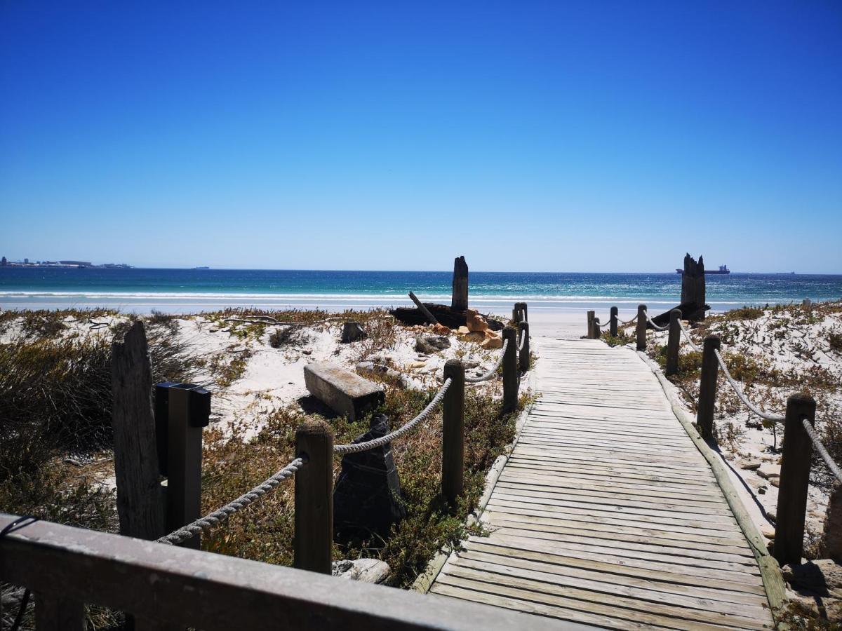 Cape Town Family Beachfront Apartment Leisure Bay Exteriör bild