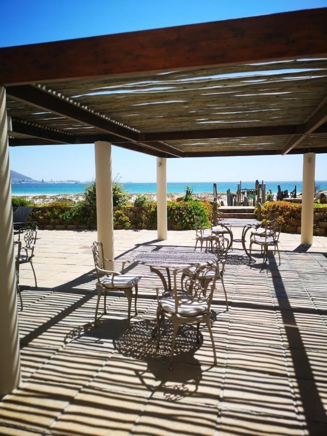 Cape Town Family Beachfront Apartment Leisure Bay Exteriör bild