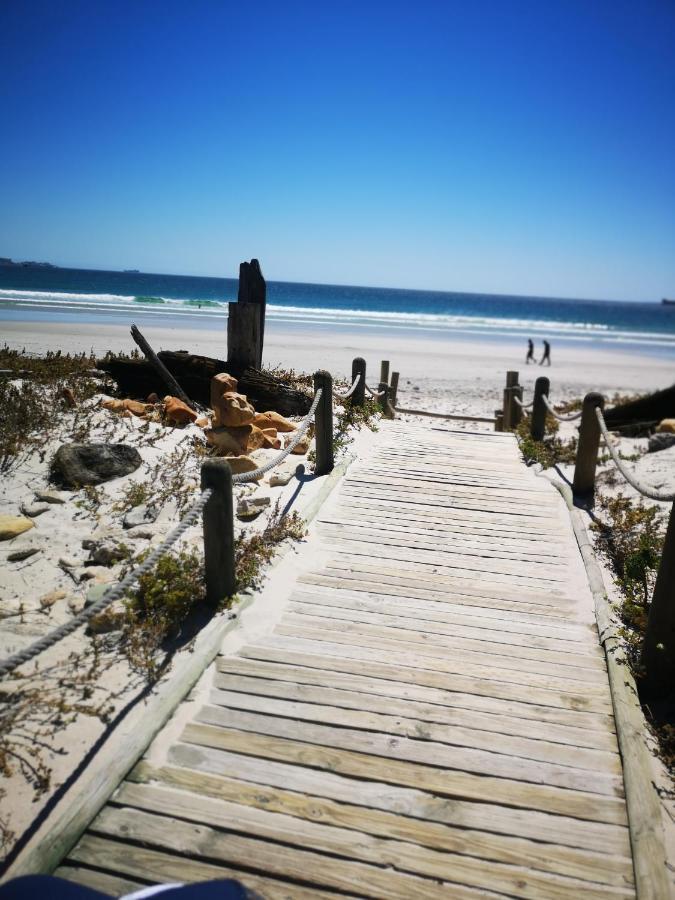 Cape Town Family Beachfront Apartment Leisure Bay Exteriör bild